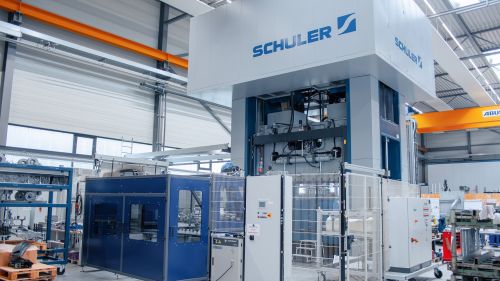 文章的预告图片： acs Attendorn – 数字化压平机监控. 确保压平过程中实验最大透明度