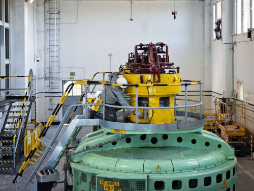 水电站的发电机