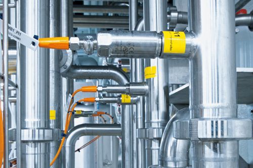 PM15 pressure sensors in the pipe at the heat exchanger