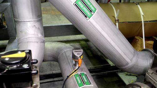 Flow sensor in the cooling line