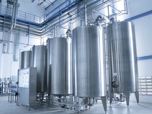 文章的预告图片： Smart and easy wiring with IO-Link. OEM achieves cost and time savings of up to 60 % during set-up