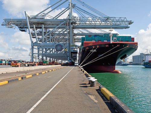 文章的预告图片： Gantry cranes less susceptible to defects. Increased system availability with condition monitoring solutions by ifm