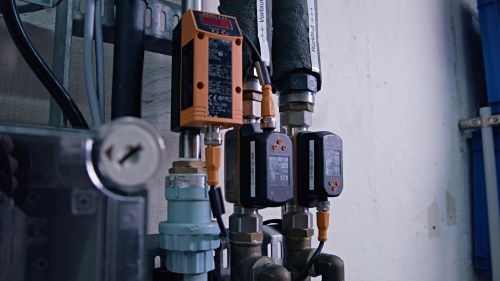 文章的预告图片： HARTING. 传感器确保透明度和效率