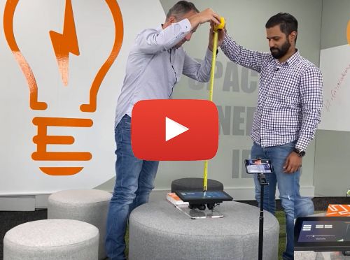 文章的预告图片： ifm mobile rated displays - YouTube. Half a kilogram weight drop test