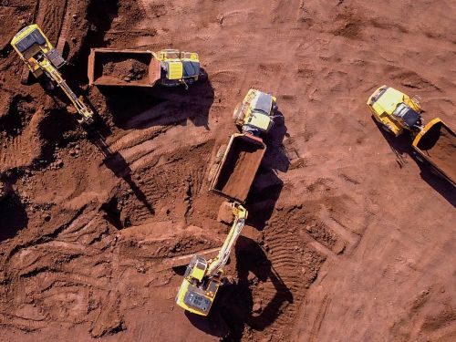 文章的预告图片： 移动机械. 传感器、电缆、显示器和控制器 – 适用于移动机械的强大自动化解决方案，尤其适合极端工况。