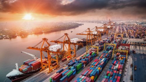 文章的预告图片： 港口自动化. 港口自动化：‌ifm技术保障港口物流的高效率、可用性与安全性 - 无惧任何极端环境条件。