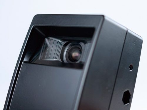 文章的预告图片： 用于操作员保护和防碰撞的创新型O3M AI摄像头. 搭载ifm深度学习技术的坚固型2D/3D PMD摄像头助力提升移动机械的安全性和效率。